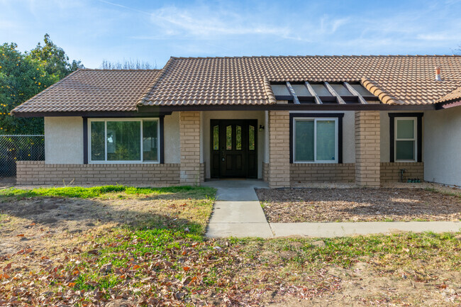 Building Photo - 29163 Highland Blvd Rental