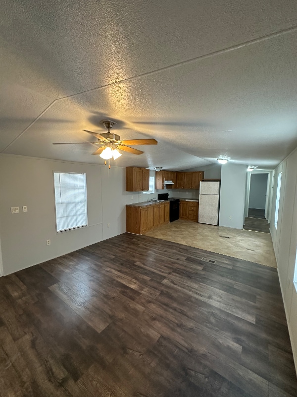 Photo - 33230 Walker Rd N Townhome