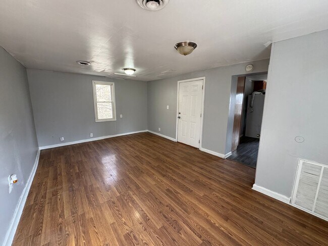 Photo - 2 bedroom 1 bath house in Bettendorf