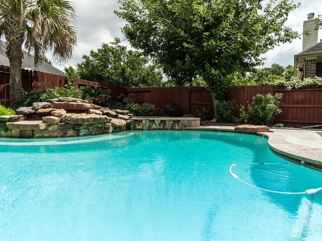 Photo - 12406 Santiago Cove Ln Casa
