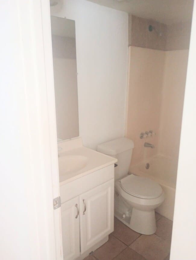 Photo - 121 Lazy Ln Unit D