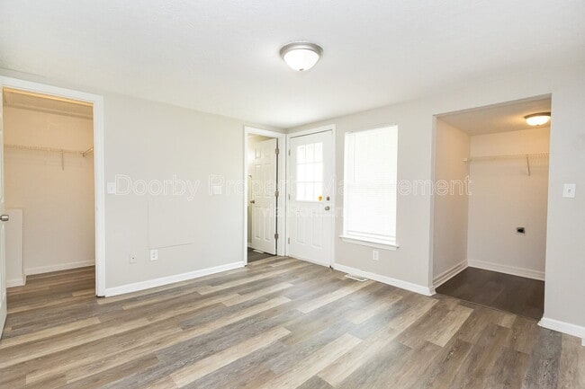 Photo - 407 Hotwater Rd