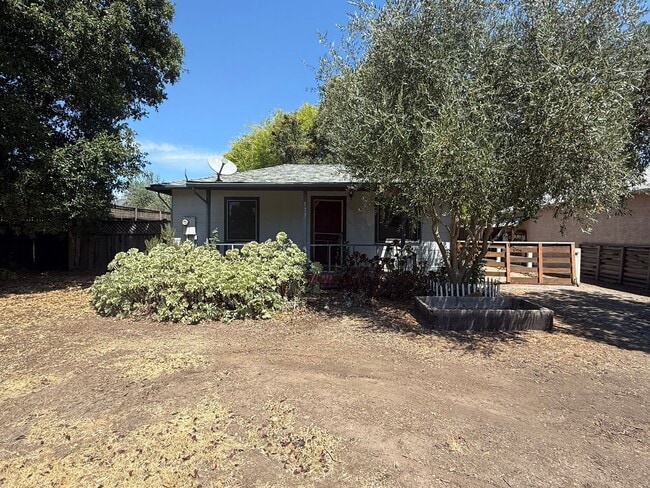 Building Photo - 577 Curtin Ln