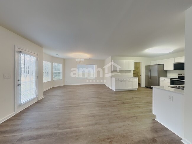 Photo - 146 Millen Dr