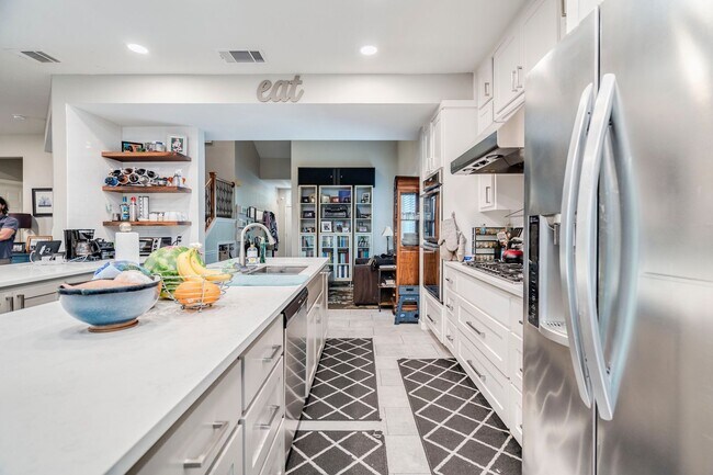 Photo - 10803 Sans Souci Pl