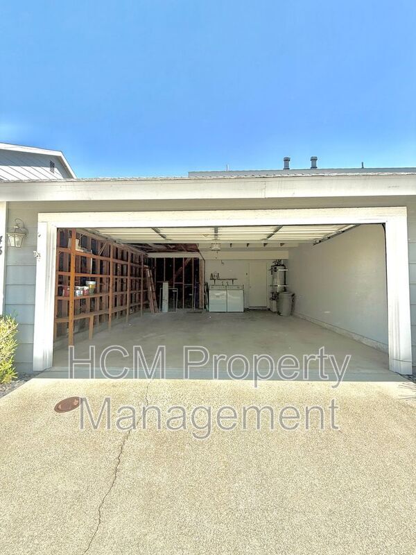 12168 Mt Vernon Ave