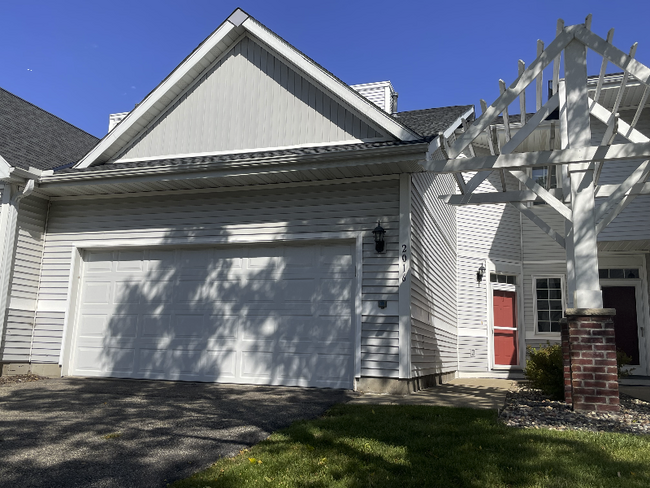 Photo - 2016 Mainstreet Townhome