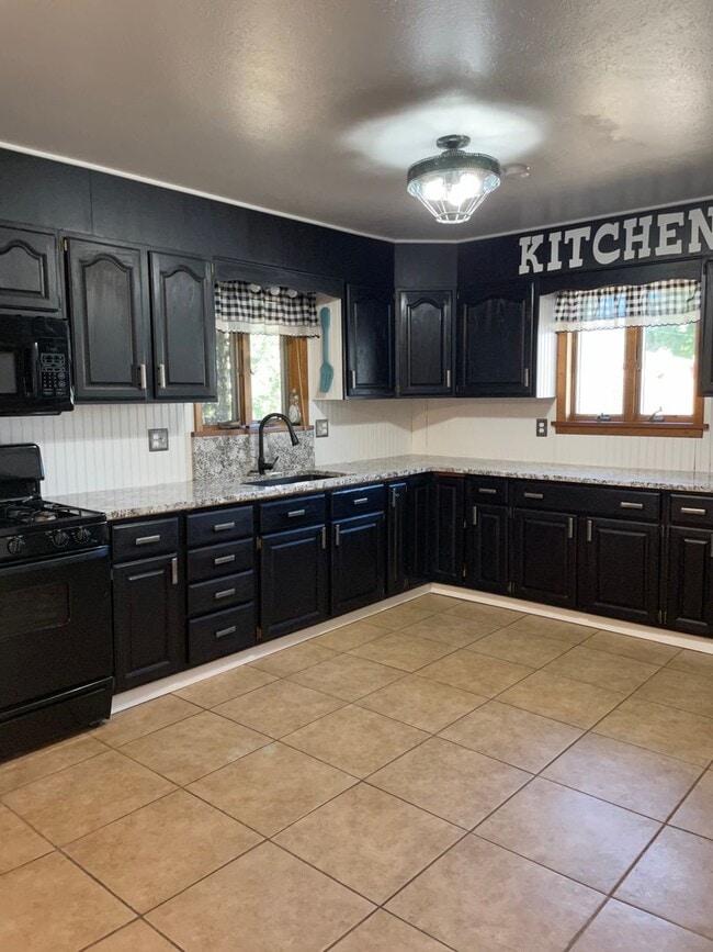 Photo - Cedar Street Terrace