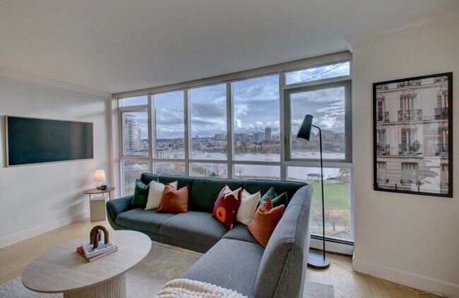 Photo - 1300 Pacific Blvd Unit SI ID1473078P