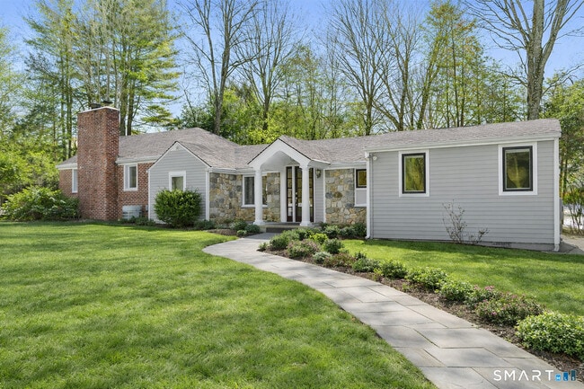 Building Photo - 815 Valley Rd