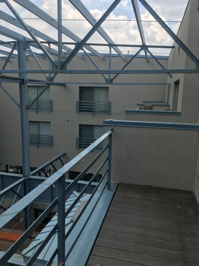 Photo - 3 N Christopher Columbus Blvd Unit TD442