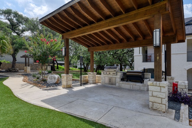 Sendero Ridge