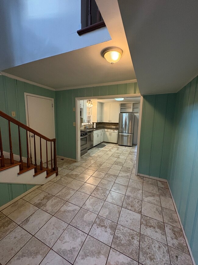 Photo - 913 Hillman St