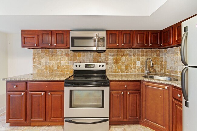 Photo - 1729 Fontain St Unit 1