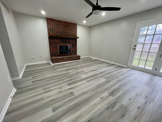 Photo - Beautiful 4-Bedroom Single Family Home in Bensalem! Available mid-August!