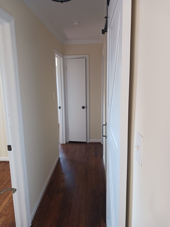 Photo - 7992 Lester Rd