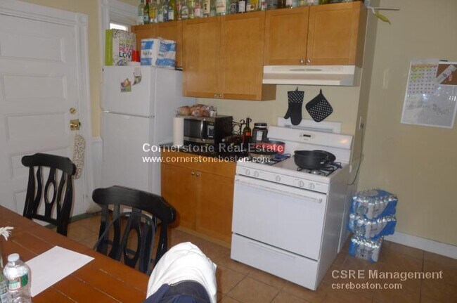 Building Photo - 55 Calumet St