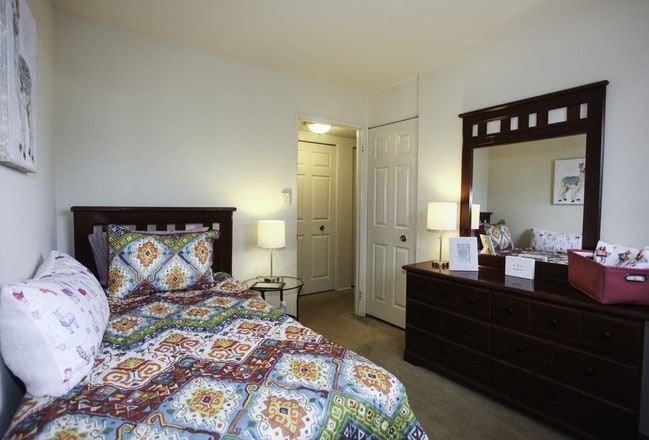 Parkside Gardens Apartments and Townhouses