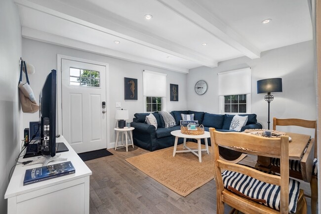 Photo - 76 S Edgewood Rd