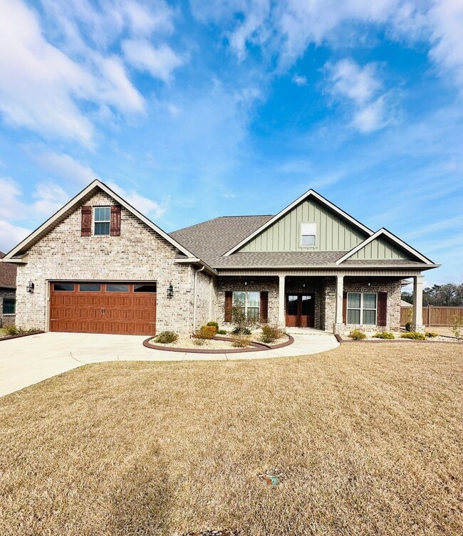 Building Photo - Luxury Living in Live Oak Preserve