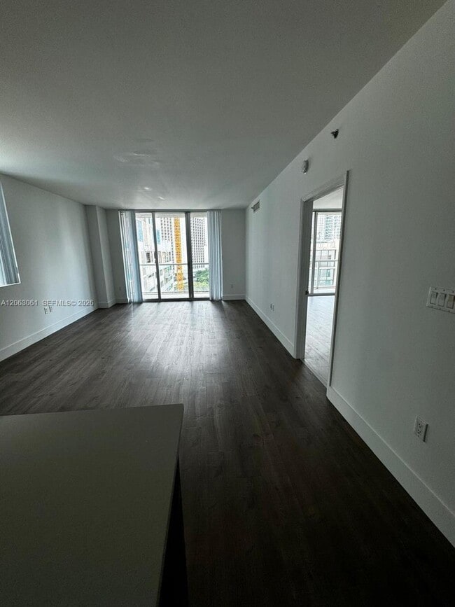 Photo - 500 Brickell Ave Unidad 1207