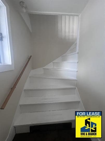 Photo - 1528 Bell Ave