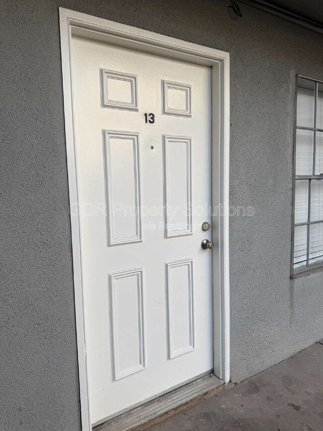 Photo - 401 14th St NW Unidad 13