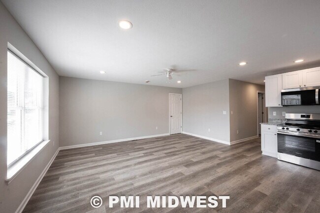 Photo - 420 Hamilton Ave Unit B