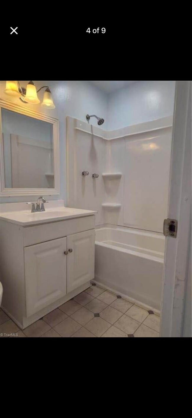 Photo - 2036 Pope Rd