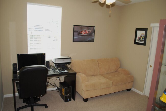 Photo - 6581 Hearthstone Cir