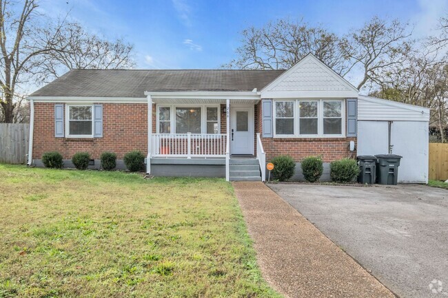 Building Photo - East Nashville home with EV Charger!