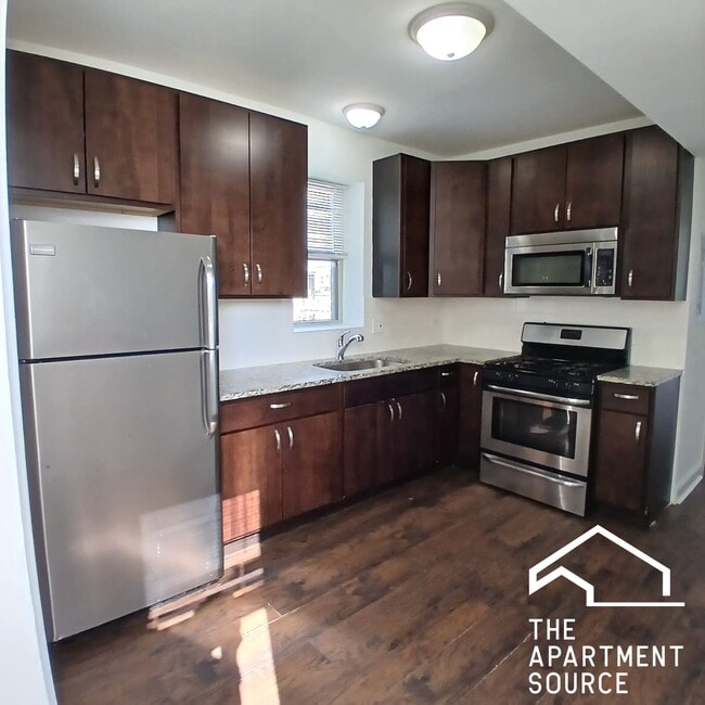 Photo - 4876 W Armitage Ave Unit 2R