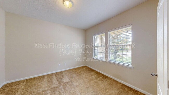 Photo - 145 Woodfield Ln