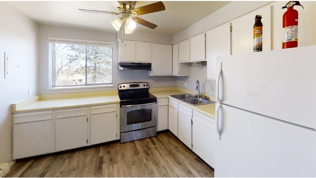Photo - 1125 Chiricahua Loop Unit 3