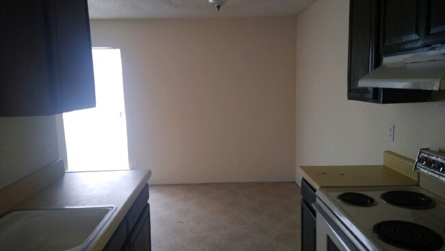 Photo - Orchard Apartments