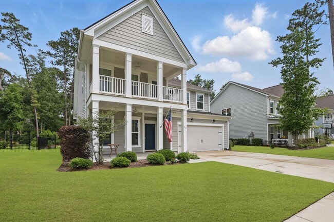 Photo - Spacious 5 Bedroom Home in Richmond Hill’s...