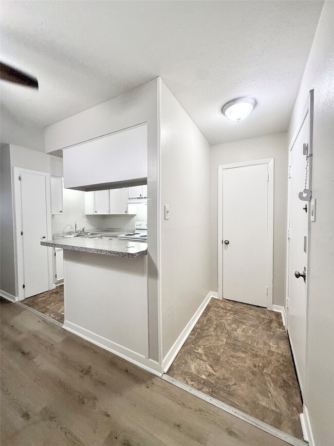 Photo - 201 S Kaysie St Unidad 3