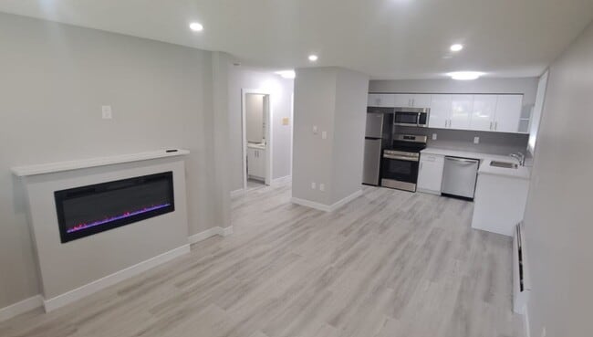 Photo - 9938-88 88 Ave NW Unité 2