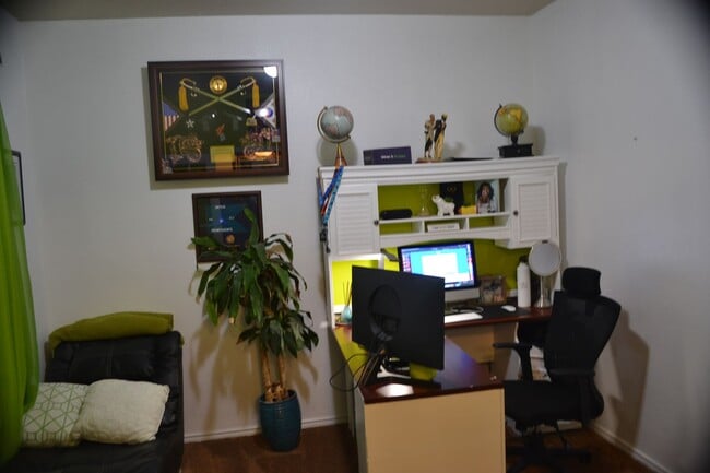 Photo - Gorgeous Corner Lot w/ Solar Panels
