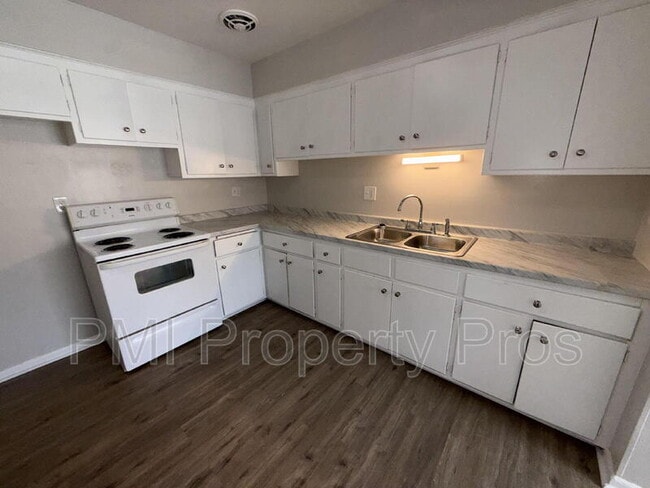 Photo - 7701 W Hampton Ave Unit 1