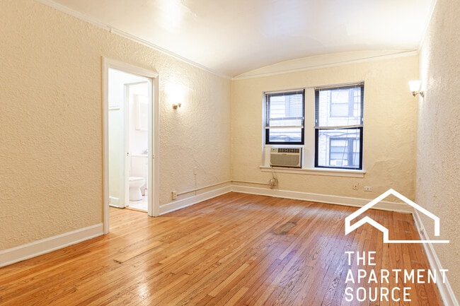 Building Photo - 536 W Arlington Pl Unit 116