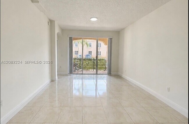 Photo - 6720 NW 114th Ave Unit 804