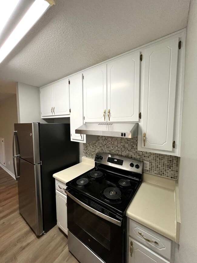 Photo - 328 Candlebrook Dr Apartment Unit 1