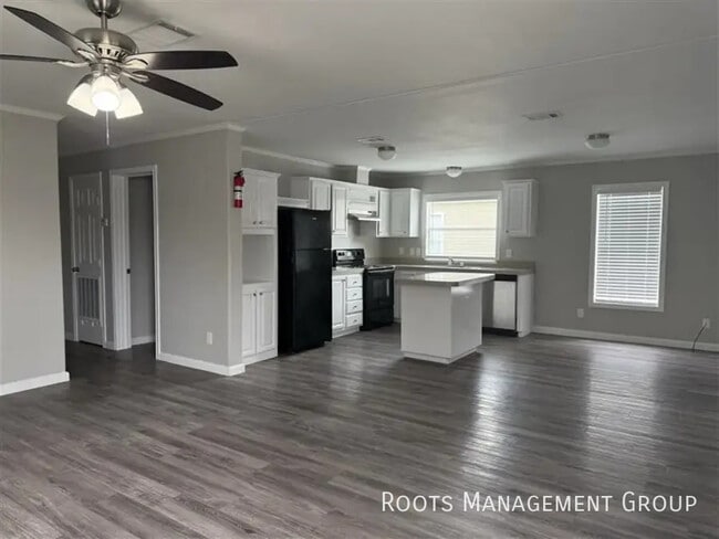 Photo - 15927 Clarke Springs Dr Unit 15927C