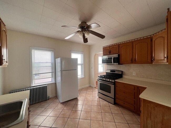 Photo - 15 5th St Unit 1