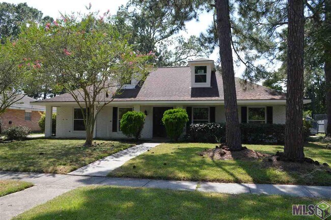 Photo - 2614 W Highmeadow Ct House
