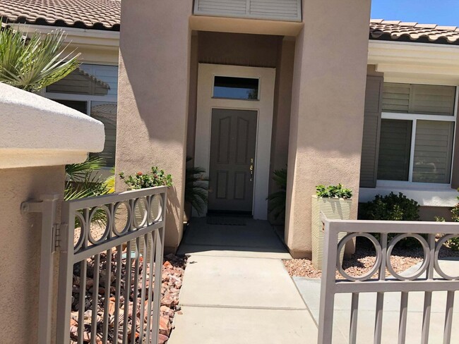 Photo - 36583 Fan Palm Way