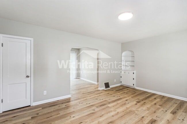 Photo - 648 N Glendale St