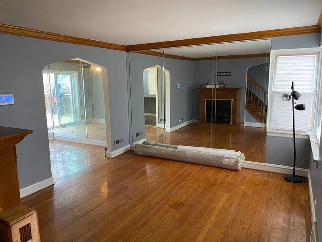 Photo - 9031 S Kingston Ave