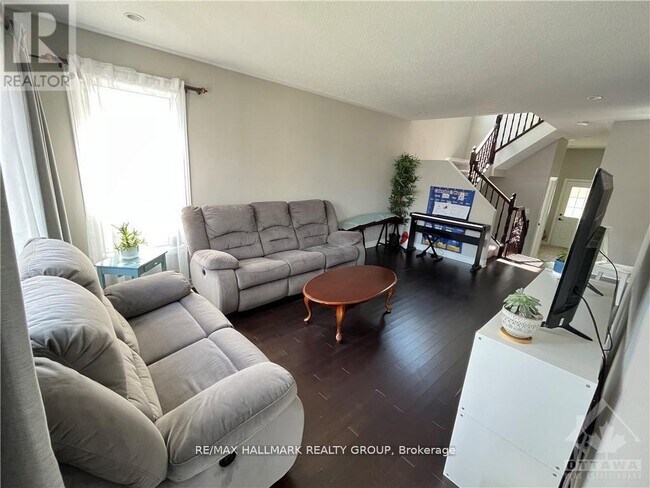 Photo - 110 Garrity Crescent
